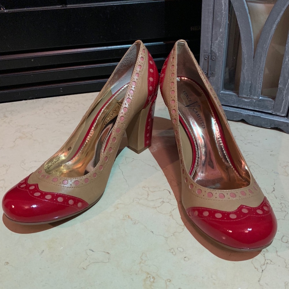 Vince V Camuto pumps